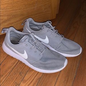 Nike Roshes